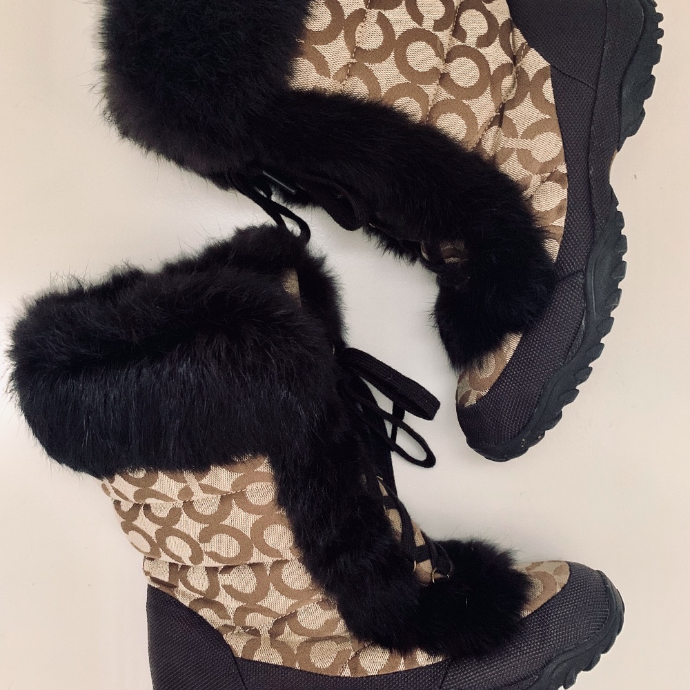 Coach Jennie Snow Boots